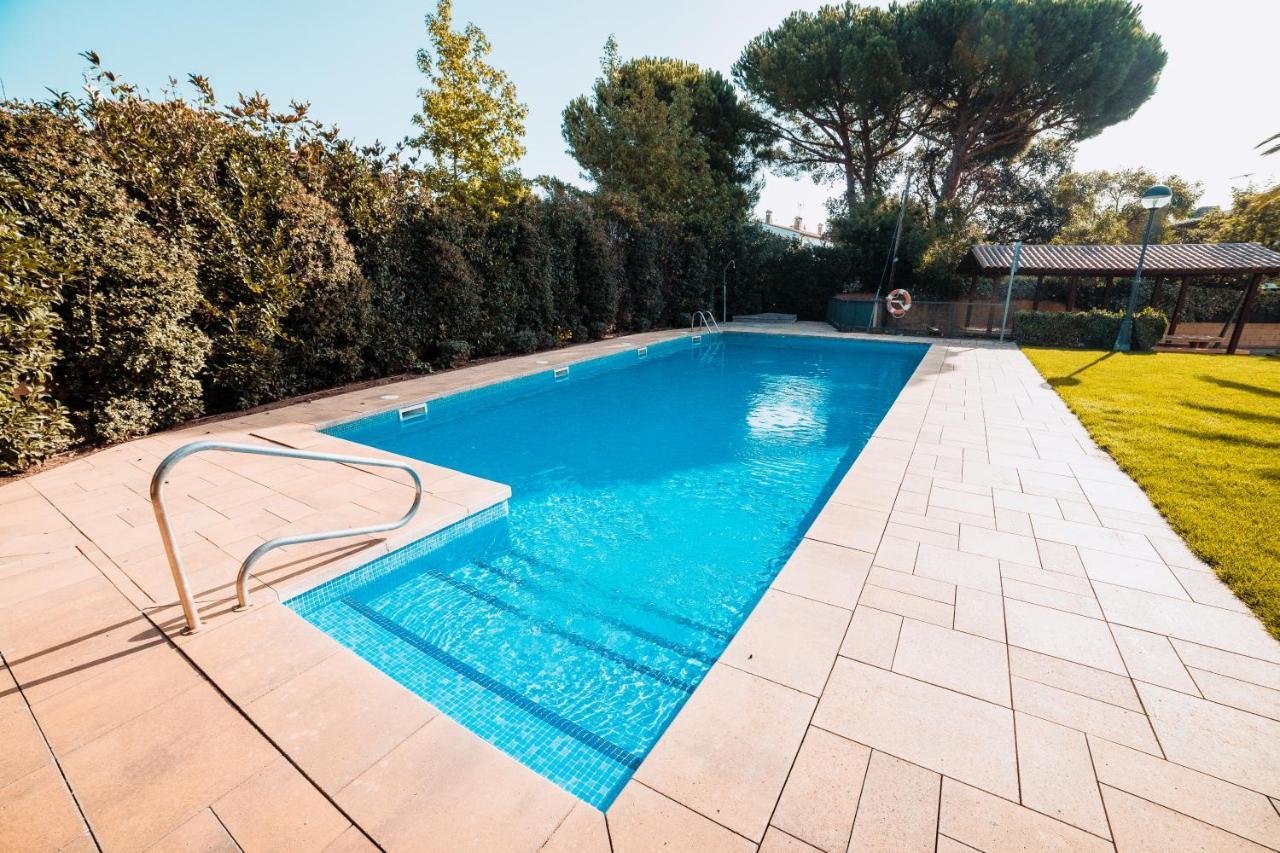 Apartament Per Parelles Reformat Amb Piscina Calella De Palafrugell Exterior photo